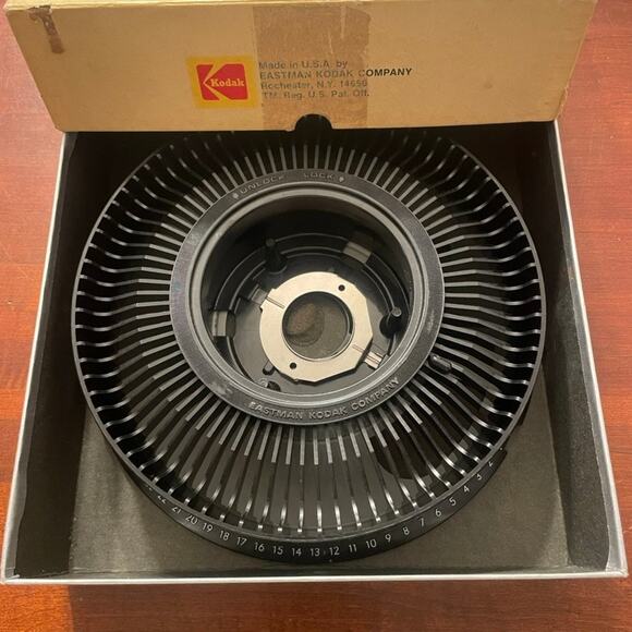 Vintage Kodak Carousel Universal Slide Tray in Box - Picture 1 of 5